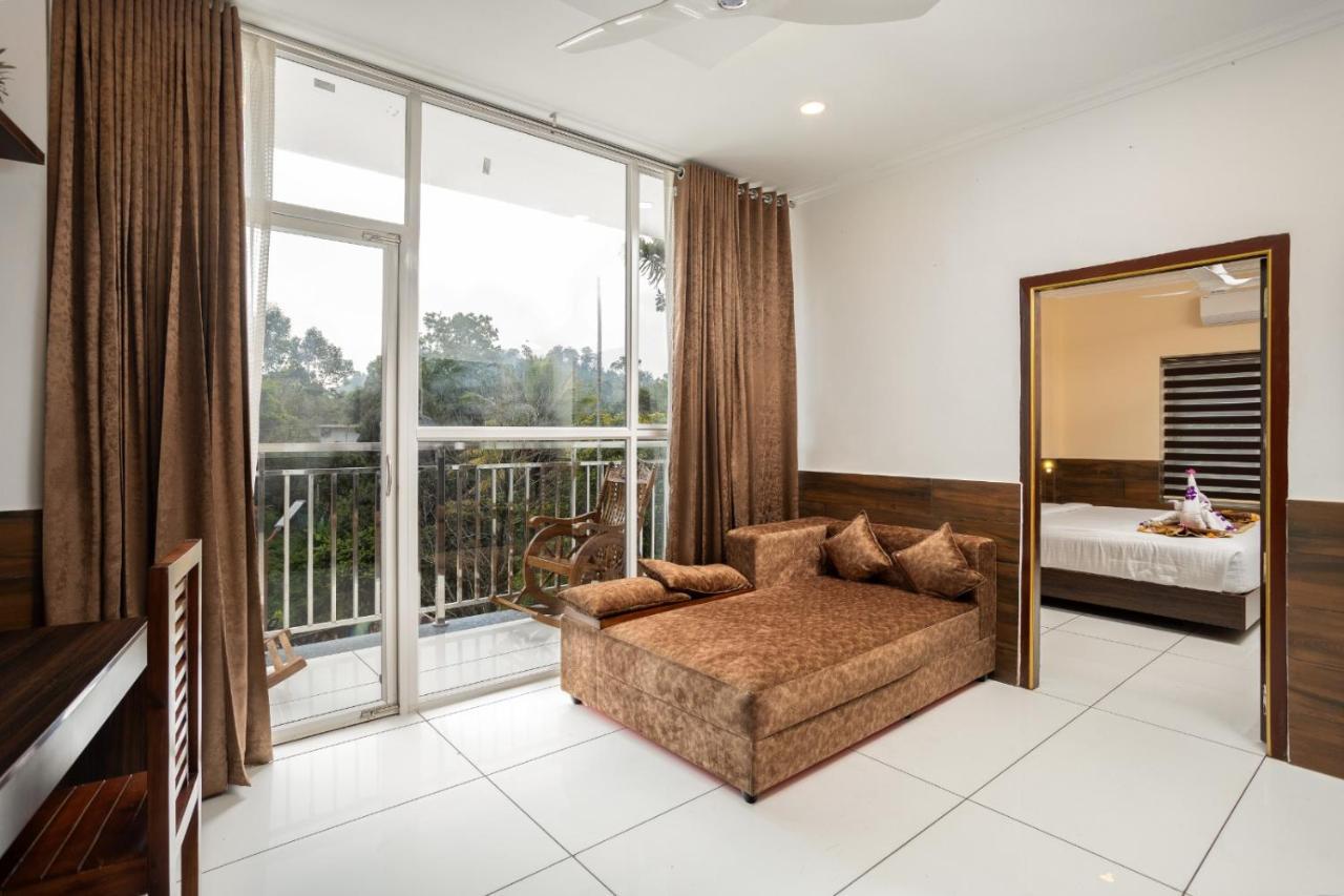 Anachal Star Emirates Luxury Resort And Spa, Munnar מראה חיצוני תמונה