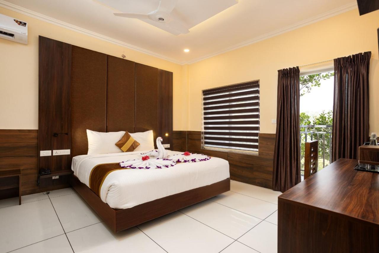 Anachal Star Emirates Luxury Resort And Spa, Munnar מראה חיצוני תמונה