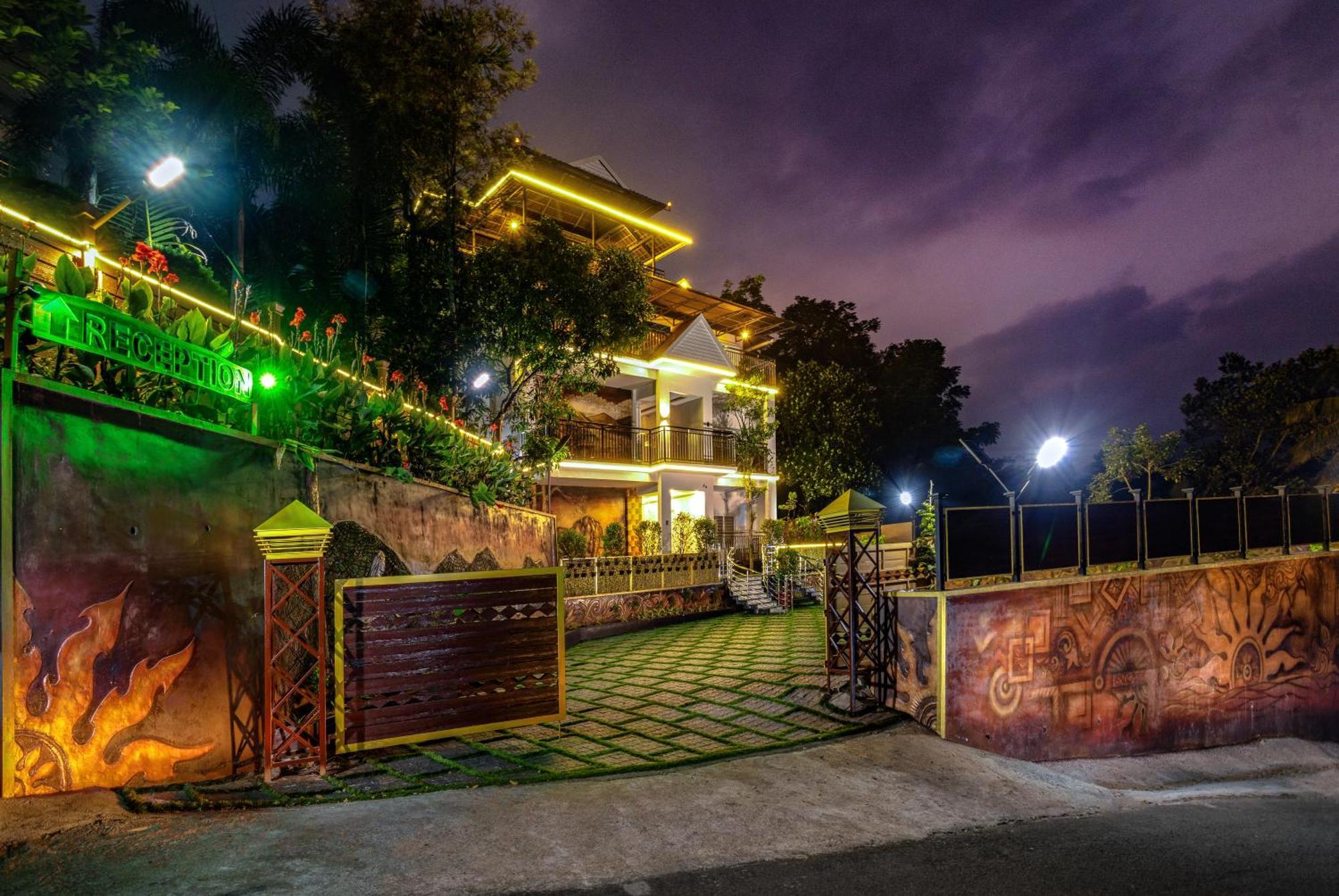 Anachal Star Emirates Luxury Resort And Spa, Munnar מראה חיצוני תמונה